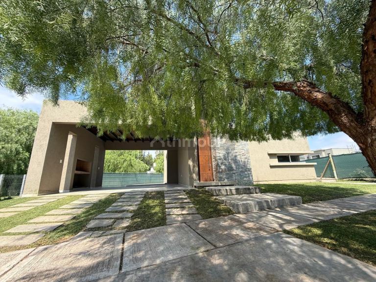 Casa en Venta en Lujan de Cuyo, Mendoza