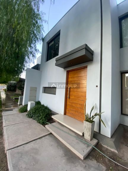 Casa en Venta en Guaymallen, Mendoza