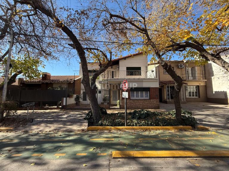 Casa en Venta en Capital, Mendoza