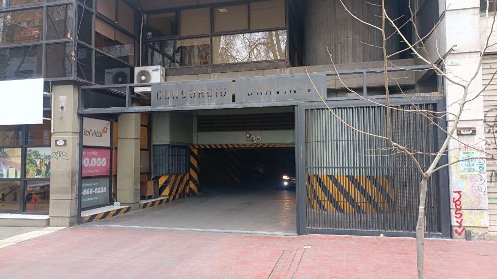 Cochera en Venta en Capital, Mendoza