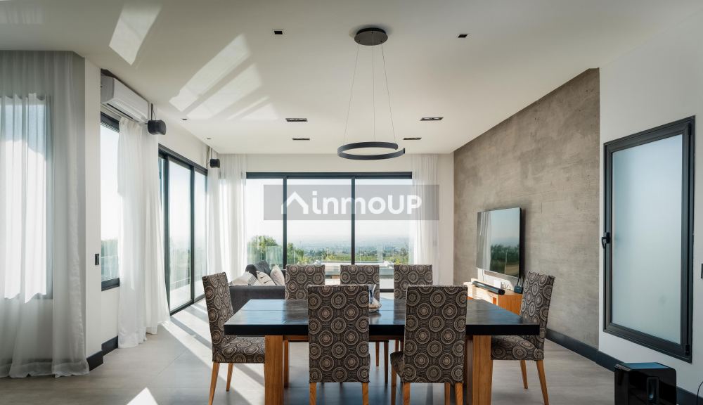 Casa en Venta en Capital, Mendoza