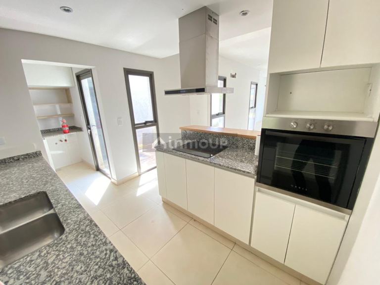 Casa en Alquiler en Lujan de Cuyo, Mendoza