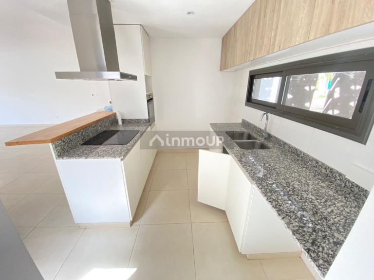 Casa en Alquiler en Lujan de Cuyo, Mendoza