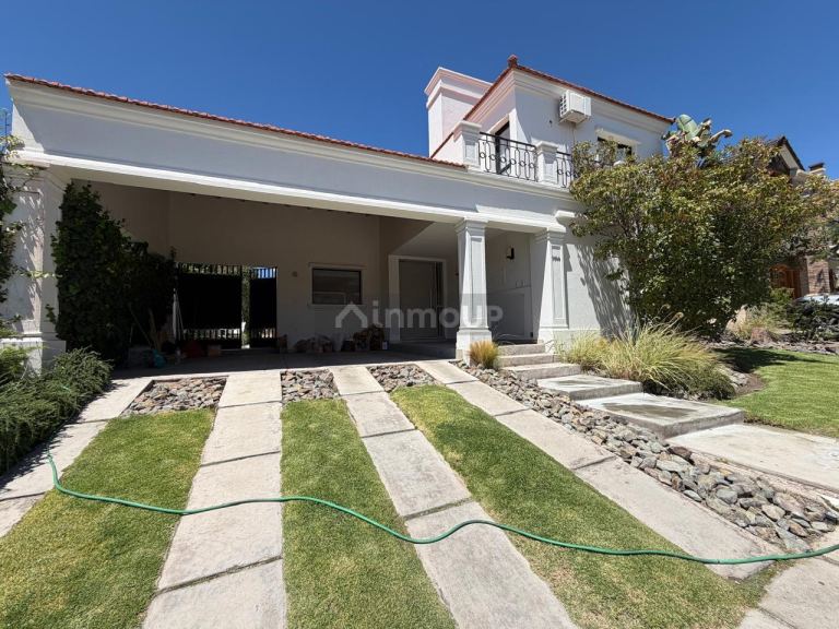 Casa en Venta en Godoy Cruz, Mendoza
