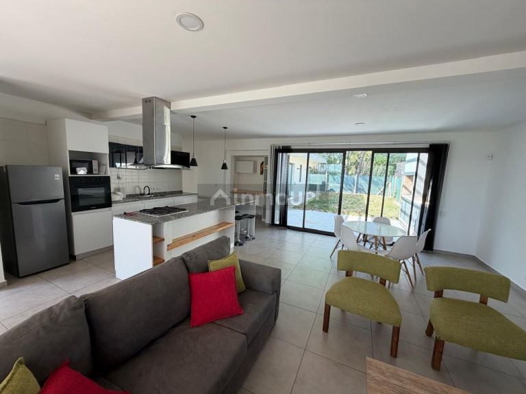 Casa en Alquiler en Lujan de Cuyo, Mendoza