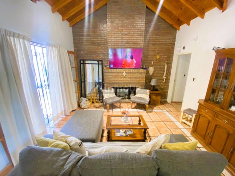 Casa en Venta en Guaymallen, Mendoza