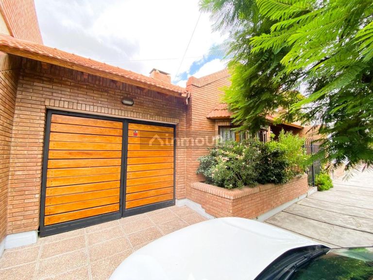 Casa en Venta en Guaymallen, Mendoza