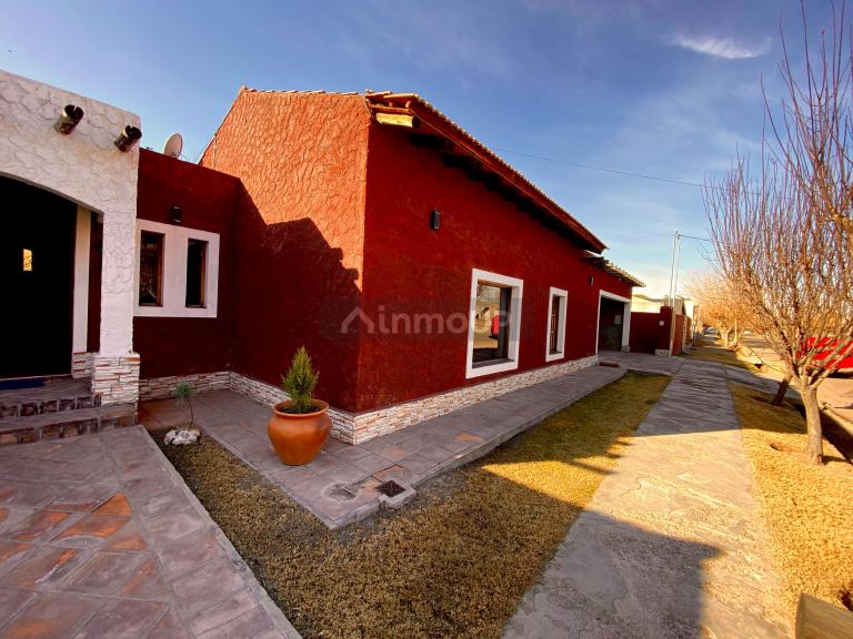 Casa en Venta en Guaymallen, Mendoza