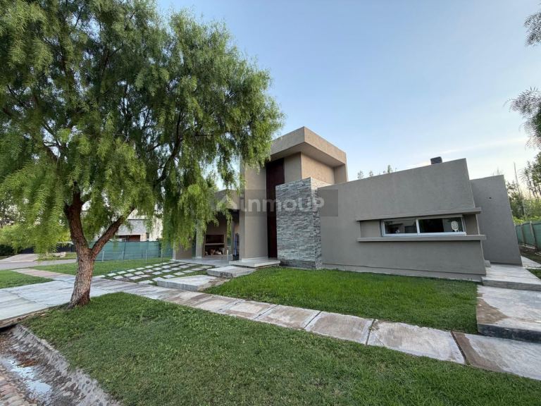 Casa en Venta en Lujan de Cuyo, Mendoza