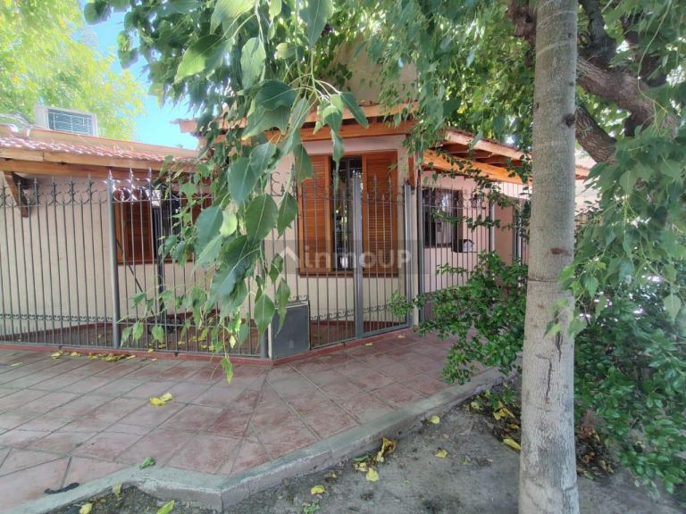 Casa en Venta en Guaymallen, Mendoza