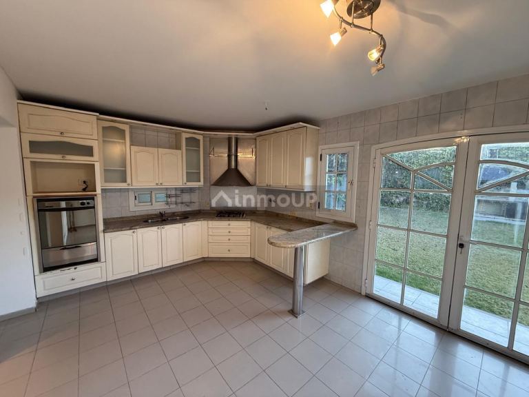Casa en Alquiler en Godoy Cruz, Mendoza