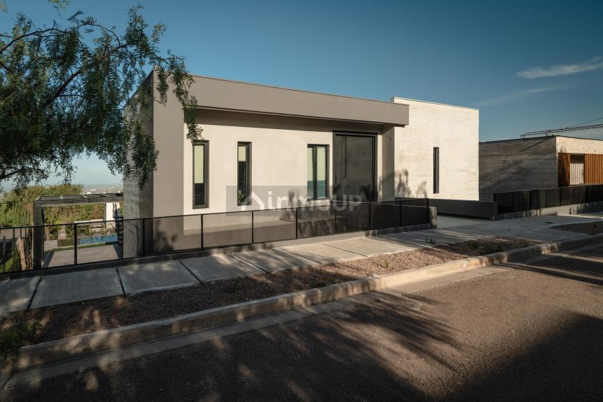 Casa en Venta en Capital, Mendoza