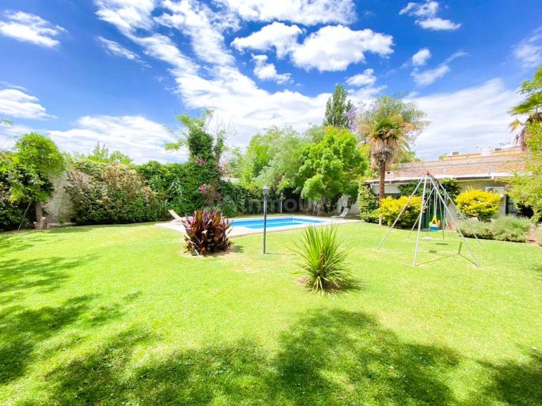 Casa en Venta en Capital, Mendoza