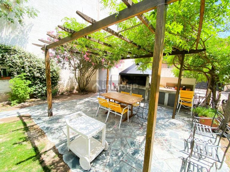 Casa en Venta en Capital, Mendoza