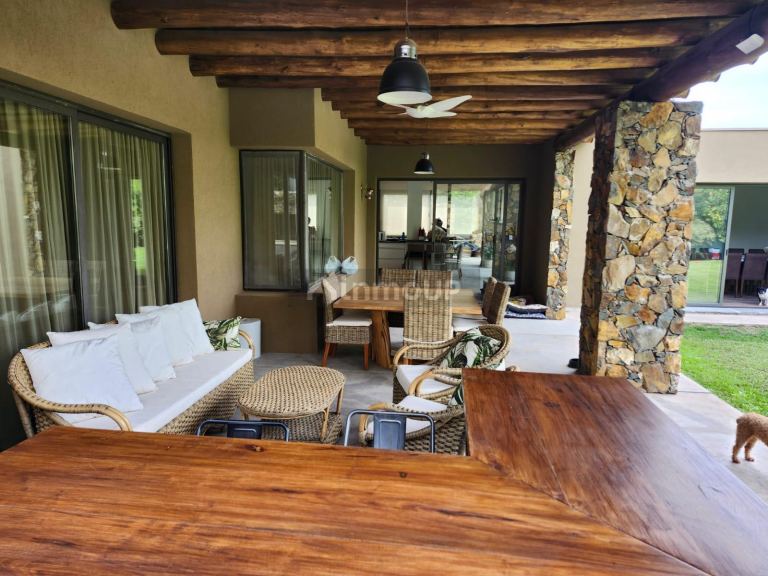 Casa en Venta en Lujan de Cuyo, Mendoza