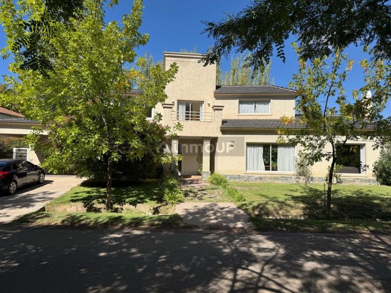 Casa en Venta en Lujan de Cuyo, Mendoza