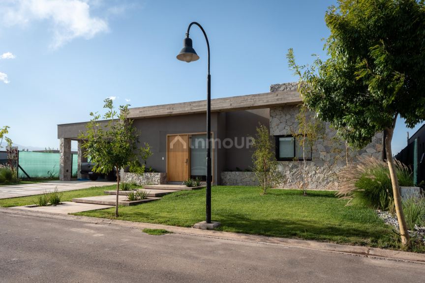 Casa en Venta en Lujan de Cuyo, Mendoza