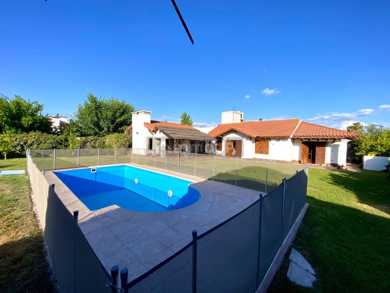 Casa en Venta en Maipu, Mendoza