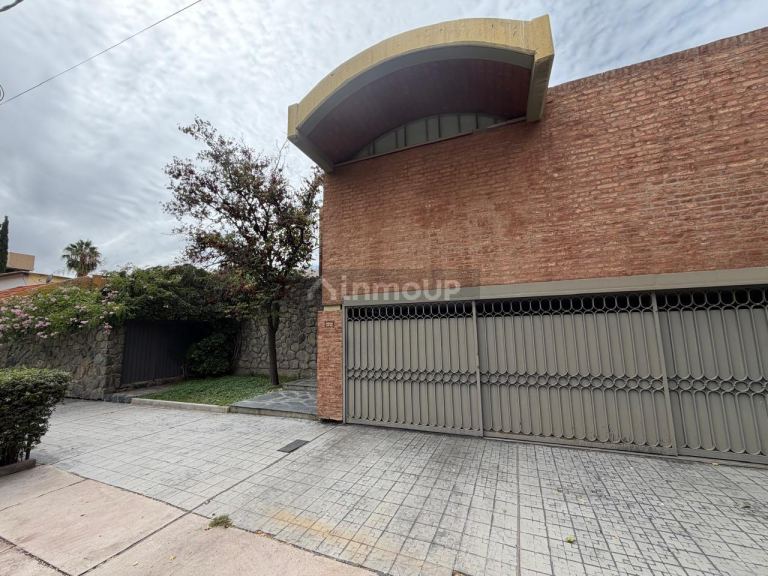 Casa en Venta en Godoy Cruz, Mendoza