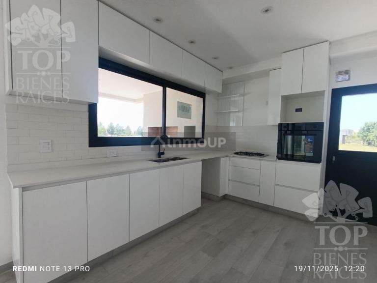 Casa en Venta en Escobar, G.B.A. Zona Norte