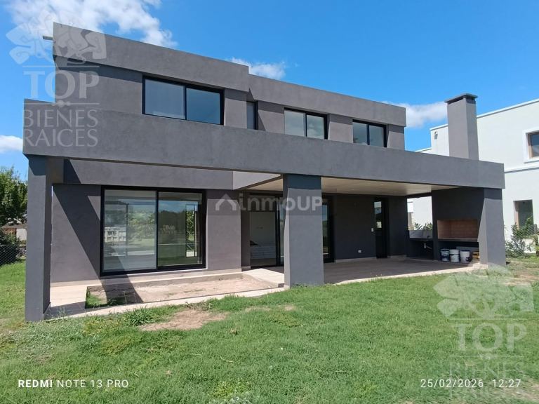 Casa en Venta en Escobar, G.B.A. Zona Norte