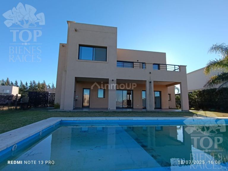 Casa en Alquiler en Escobar, G.B.A. Zona Norte