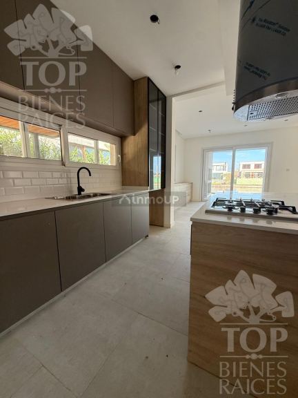 Casa en Venta en Tigre, G.B.A. Zona Norte