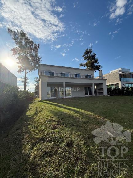 Casa en Venta en Tigre, G.B.A. Zona Norte