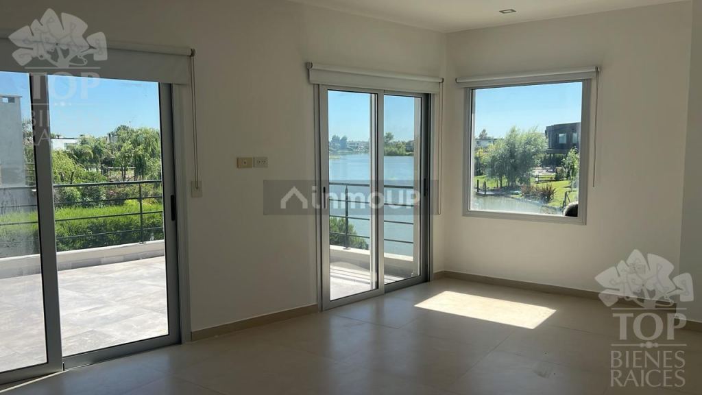 Casa en Venta en Escobar, G.B.A. Zona Norte