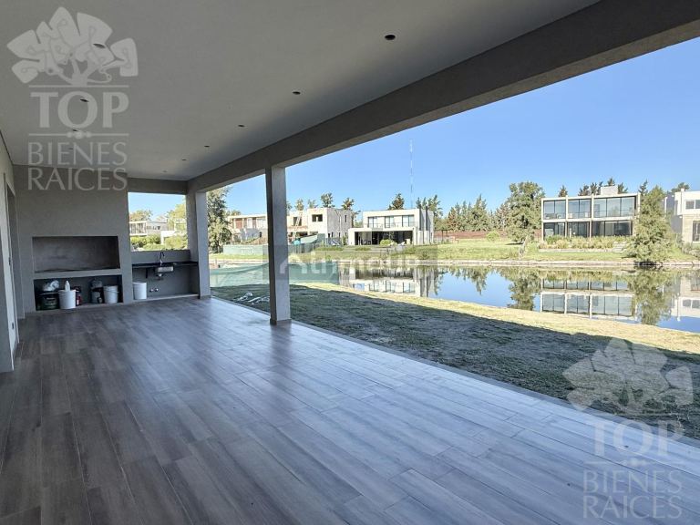 Casa en Venta en Tigre, G.B.A. Zona Norte