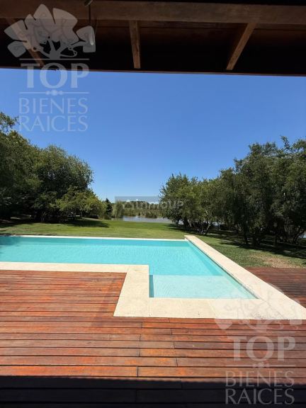 Casa en Venta en Zarate, G.B.A. Zona Norte