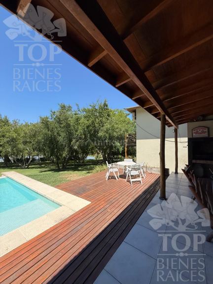 Casa en Venta en Zarate, G.B.A. Zona Norte