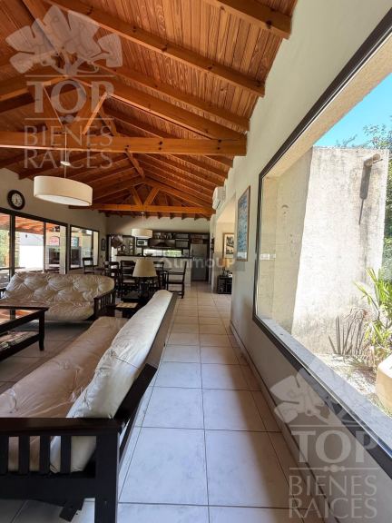 Casa en Venta en Zarate, G.B.A. Zona Norte