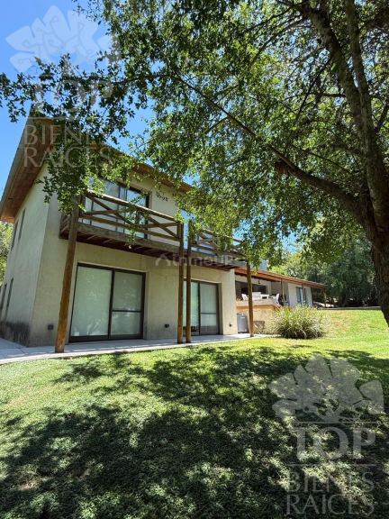 Casa en Venta en Zarate, G.B.A. Zona Norte