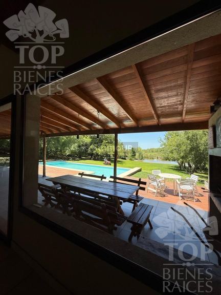 Casa en Venta en Zarate, G.B.A. Zona Norte
