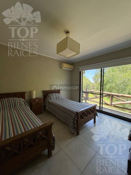 Casa en Venta en Zarate, G.B.A. Zona Norte