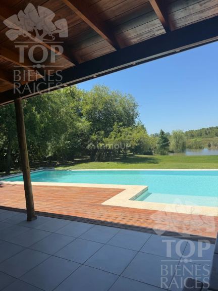 Casa en Venta en Zarate, G.B.A. Zona Norte