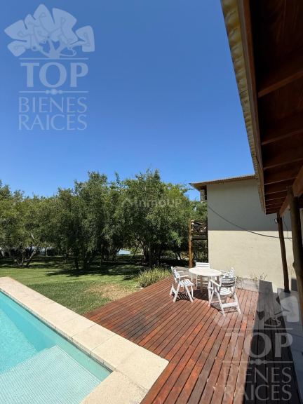 Casa en Venta en Zarate, G.B.A. Zona Norte