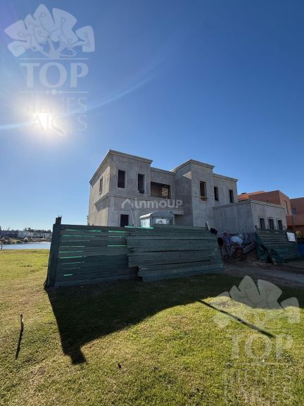 Casa en Venta en Tigre, G.B.A. Zona Norte