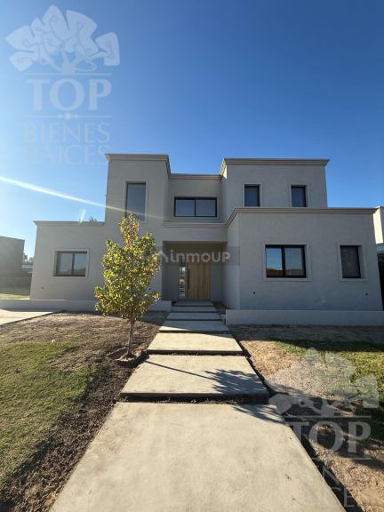 Casa en Venta en Tigre, G.B.A. Zona Norte