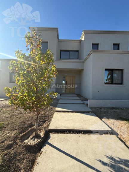 Casa en Venta en Tigre, G.B.A. Zona Norte