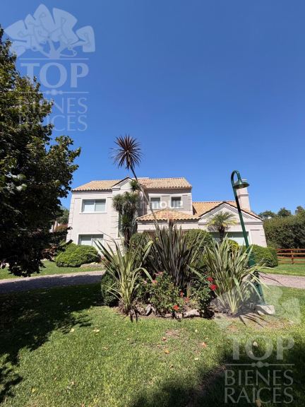 Casa en Venta en Pilar, G.B.A. Zona Norte