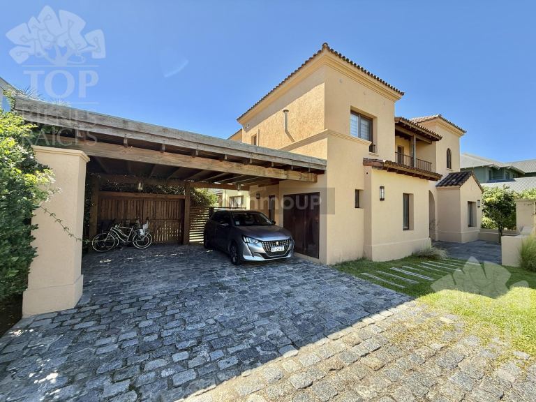 Casa en Venta en Tigre, G.B.A. Zona Norte