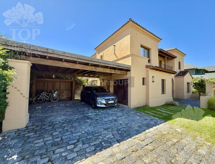 Casa en Venta en Tigre, G.B.A. Zona Norte