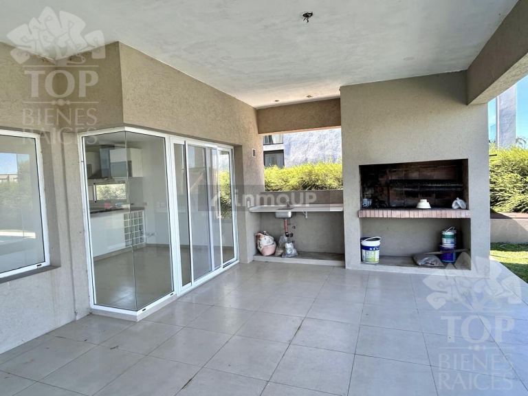 Casa en Venta en Escobar, G.B.A. Zona Norte