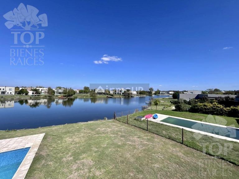 Casa en Venta en Escobar, G.B.A. Zona Norte