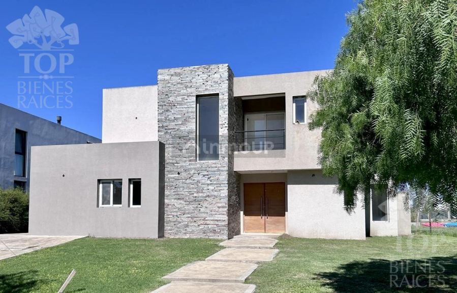 Casa en Venta en Escobar, G.B.A. Zona Norte