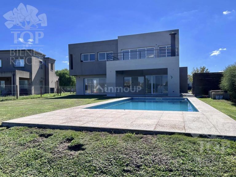 Casa en Venta en Escobar, G.B.A. Zona Norte