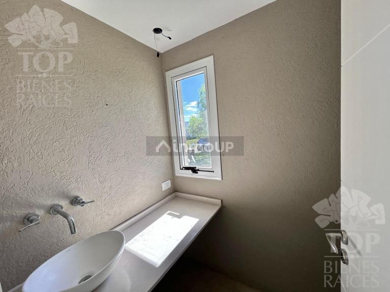 Casa en Venta en Escobar, G.B.A. Zona Norte