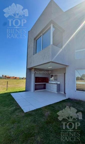 Casa en Alquiler en Pilar, G.B.A. Zona Norte